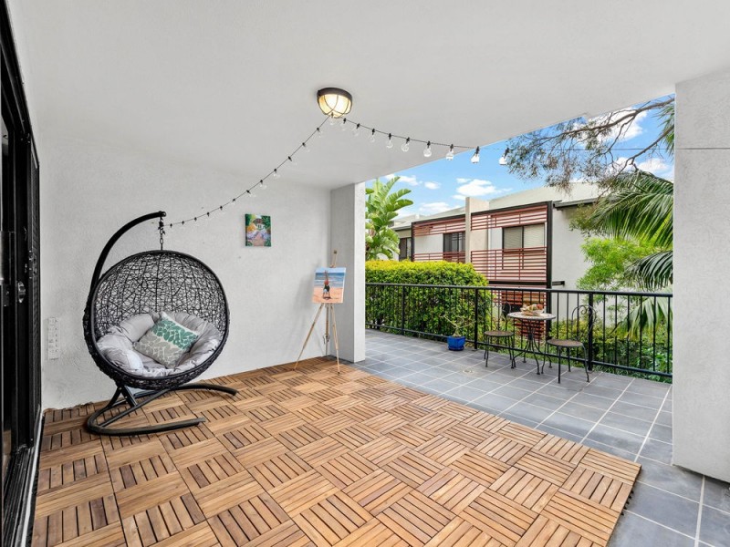 1/11-15 Kitchener Street, Coorparoo QLD 4151