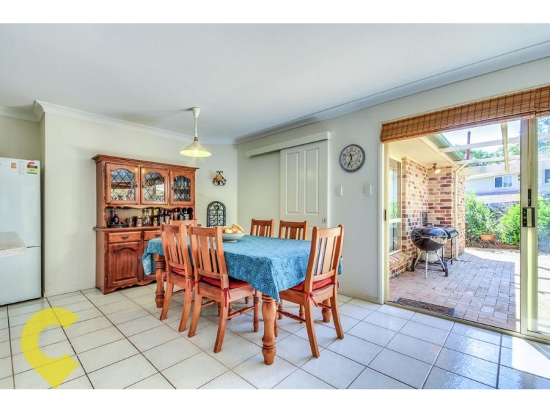 8 Marissa Close, Mansfield QLD 4122