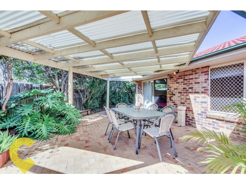 8 Marissa Close, Mansfield QLD 4122