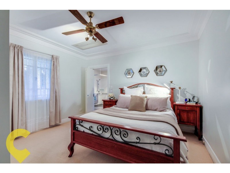 16 Monash Road, Tarragindi QLD 4121