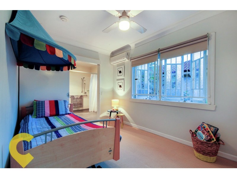 16 Monash Road, Tarragindi QLD 4121