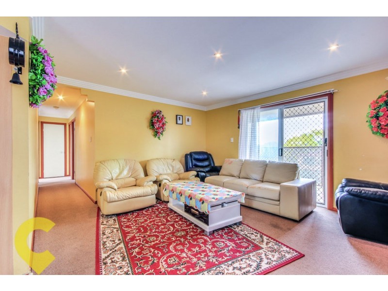 12 Stuart Street, Woodridge QLD 4114