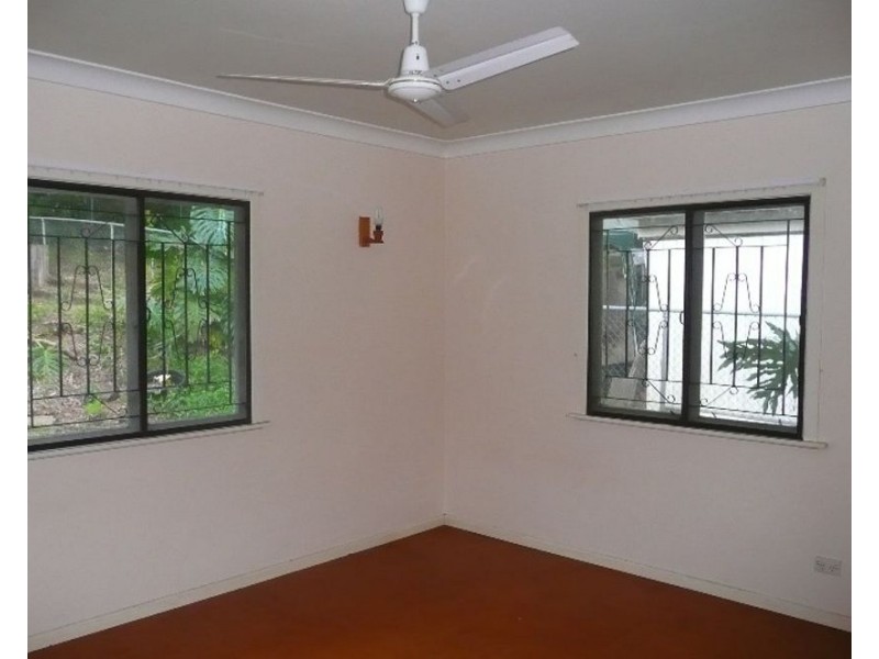 18 Hawkwood Street, Mount Gravatt East QLD 4122