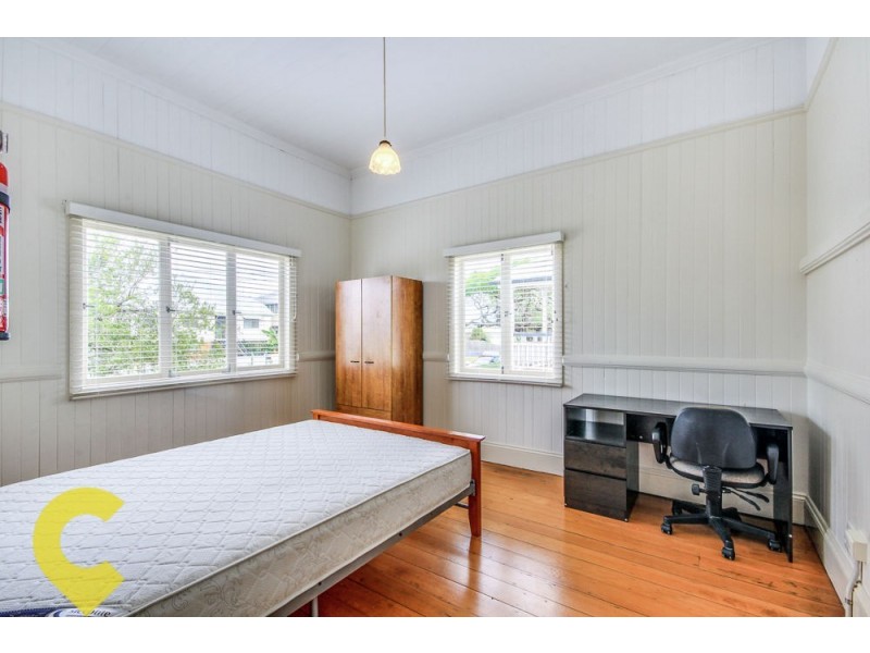 56 Qualtrough Street, Woolloongabba QLD 4102