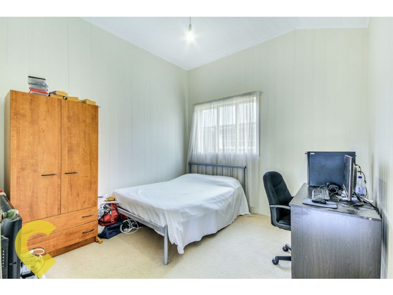 56 Qualtrough Street, Woolloongabba QLD 4102