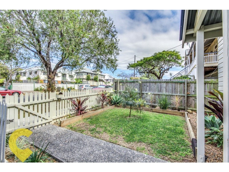 56 Qualtrough Street, Woolloongabba QLD 4102