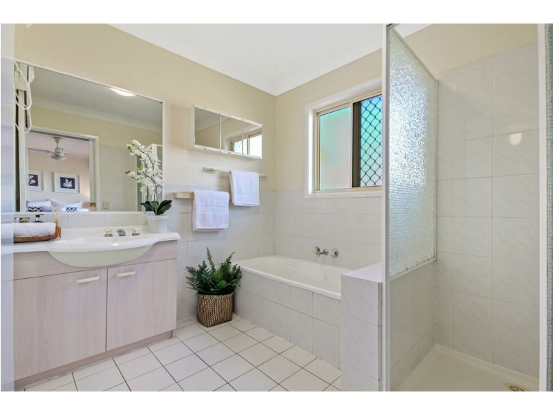 15/9 Bayside Court, Thorneside QLD 4158