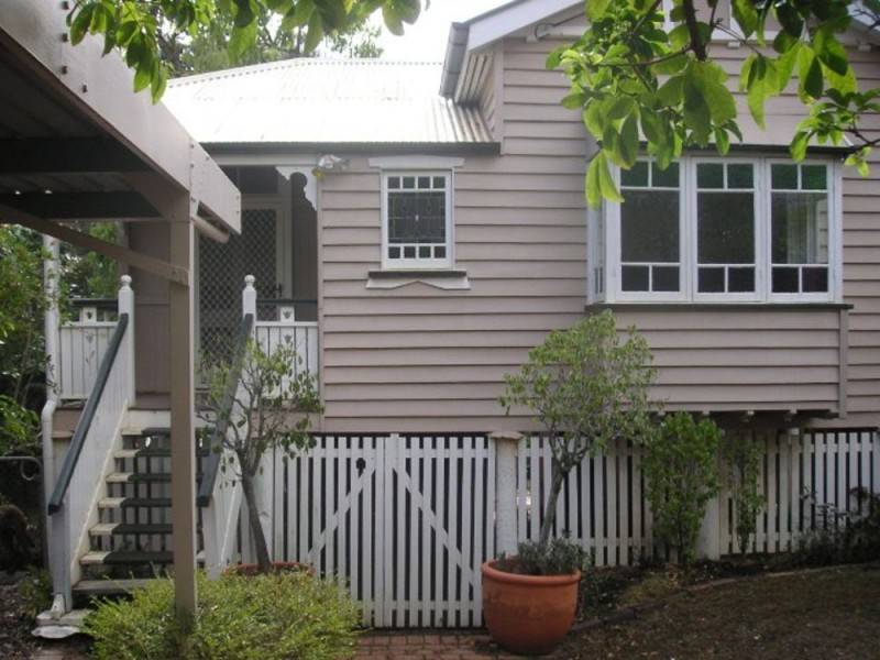 18 Belair Street, Moorooka QLD 4105