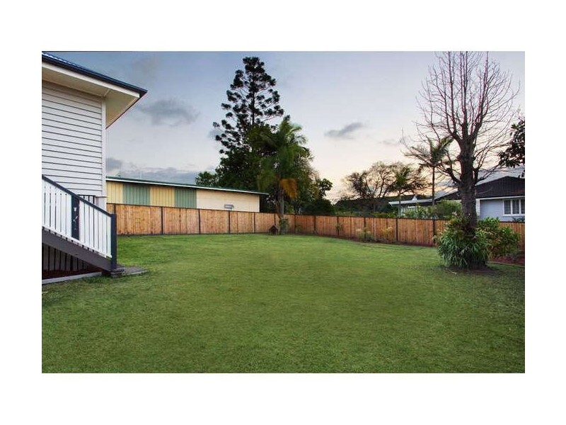 22 Merle Street, Carina QLD 4152