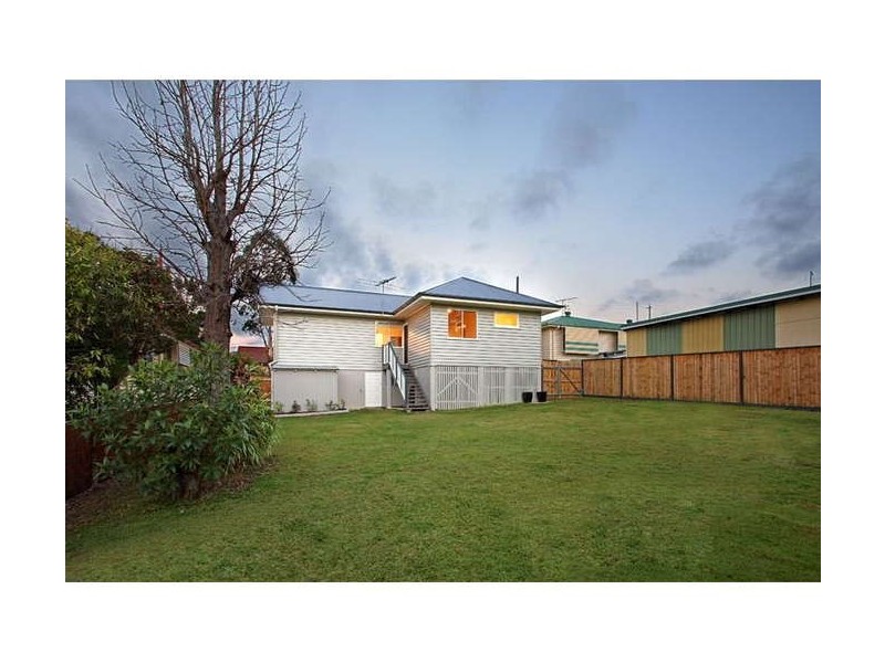 22 Merle Street, Carina QLD 4152