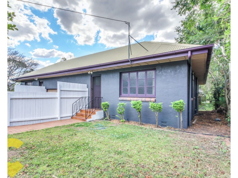 134 Chester Road, Annerley QLD 4103