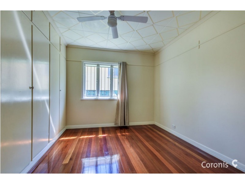 11 RISLEY STREET, Carina QLD 4152