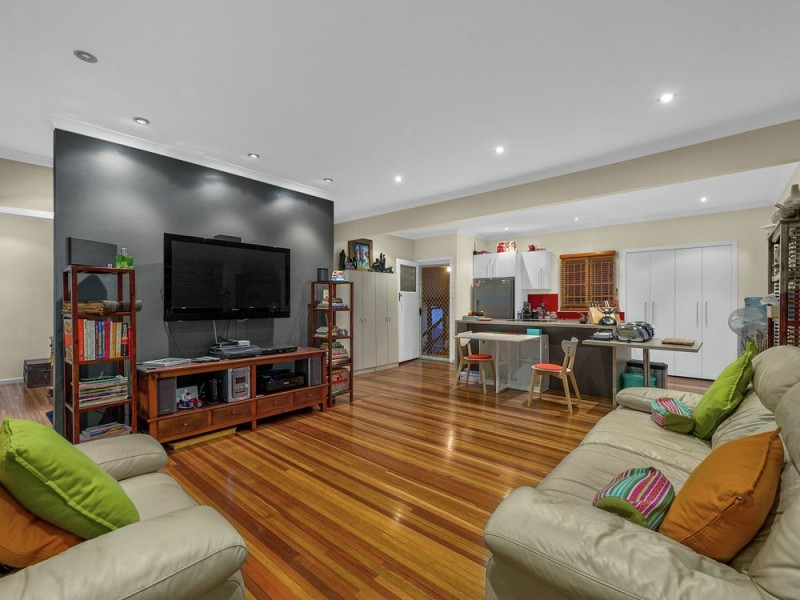 56 Chataway Street, Carina Heights QLD 4152