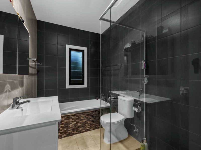 56 Chataway Street, Carina Heights QLD 4152