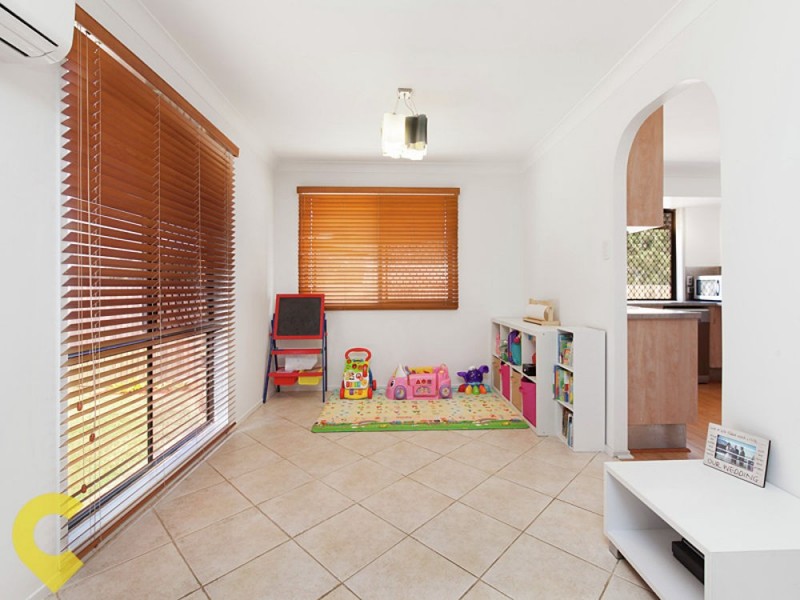 71 Greenwood Street, Wishart QLD 4122