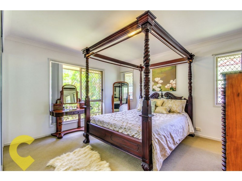 10 Carinyan Drive, Birkdale QLD 4159