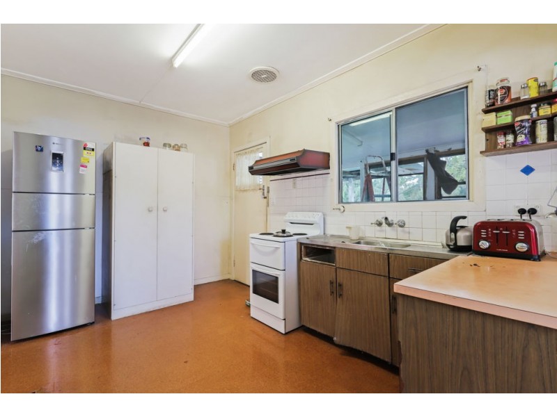 48 Anzac Road, Carina Heights QLD 4152