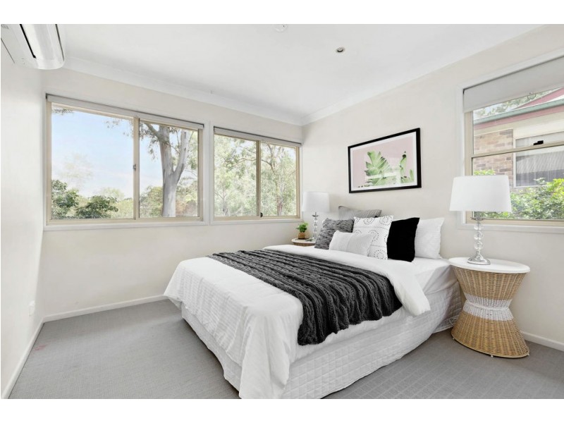 44 Bendena Terrace, Carina Heights QLD 4152