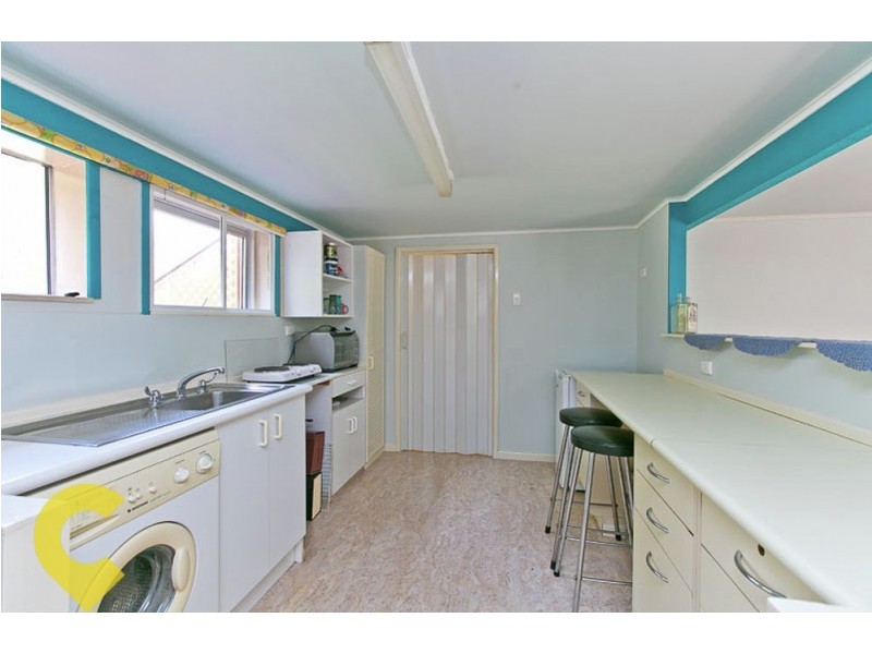 2 Boambillee Street, Thorneside QLD 4158
