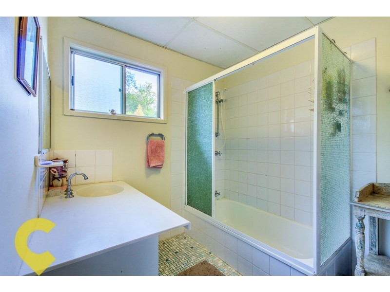 2 Boambillee Street, Thorneside QLD 4158