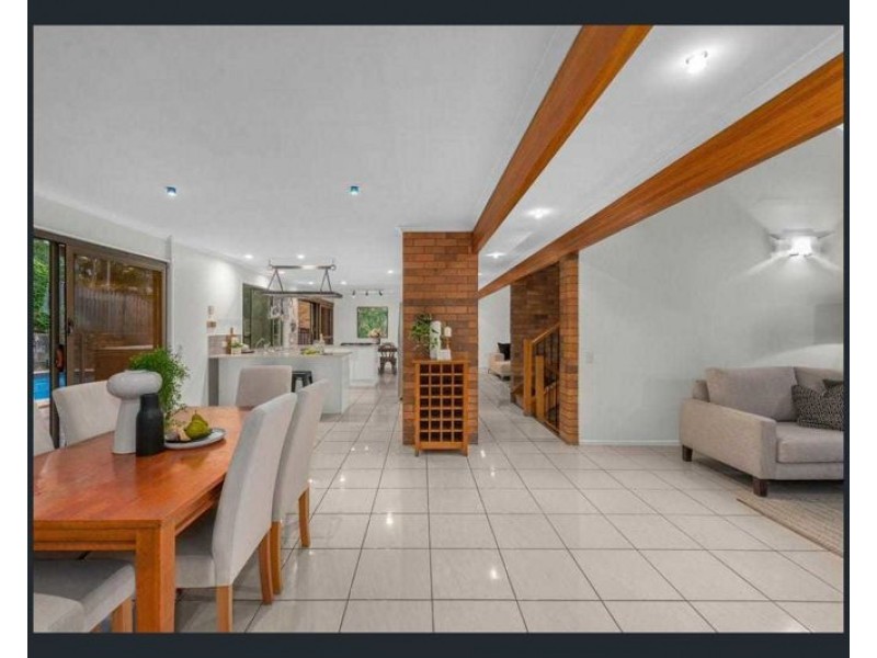 9 Birrilee Street, Carina Heights QLD 4152