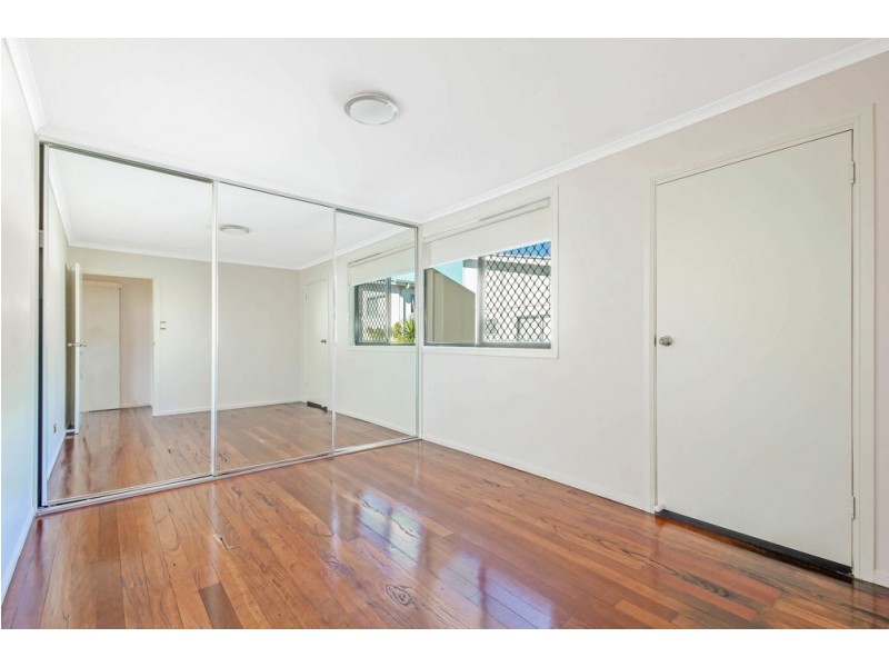 3/8 Cambridge Street, Carina Heights QLD 4152