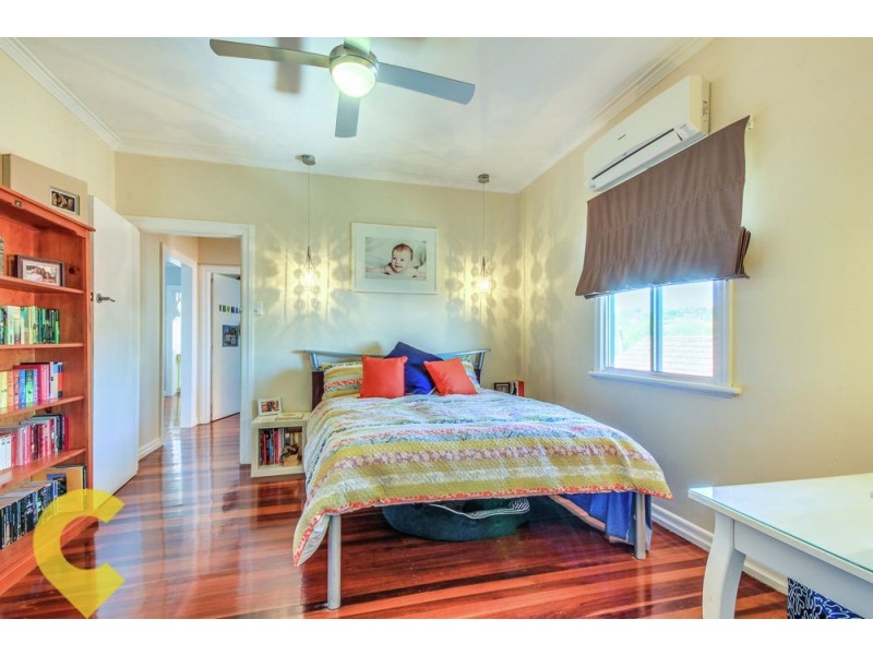 23 Thomas Street, Camp Hill QLD 4152