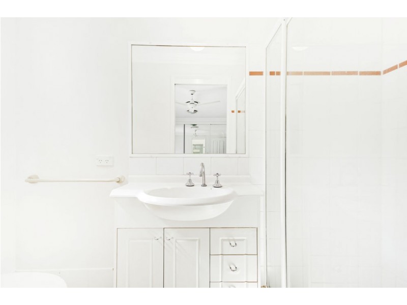 2/45 Herston Road, Kelvin Grove QLD 4059