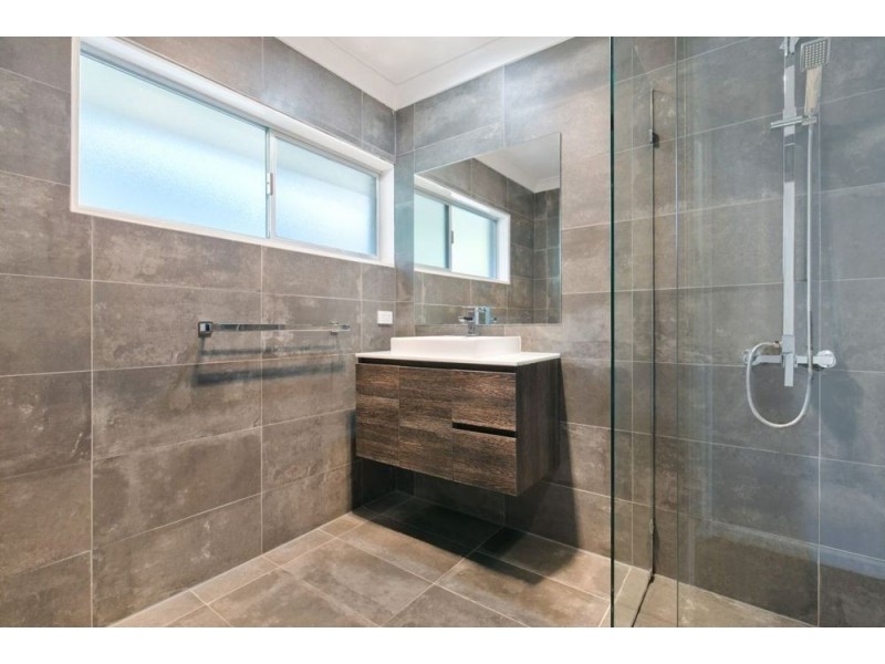 249 Gallipoli Road, Carina Heights QLD 4152