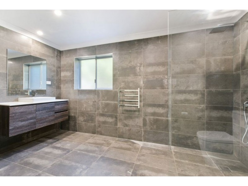 249 Gallipoli Road, Carina Heights QLD 4152