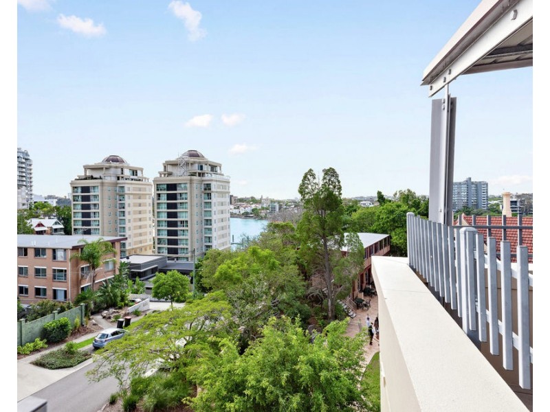 902/188 Shafston Avenue, Kangaroo Point QLD 4169