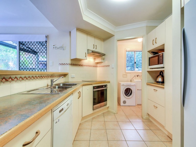 11/16 Hill Crescent, Carina Heights QLD 4152