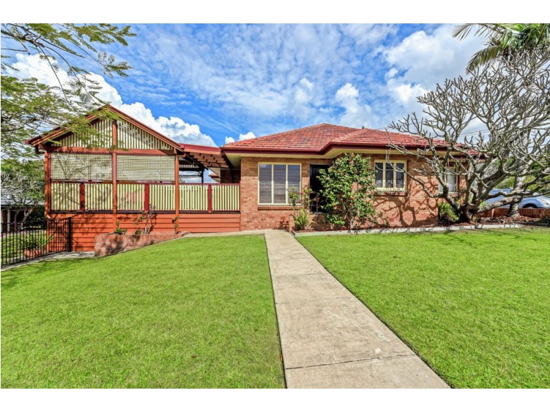 30 Stimpson Street, Fairfield QLD 4103