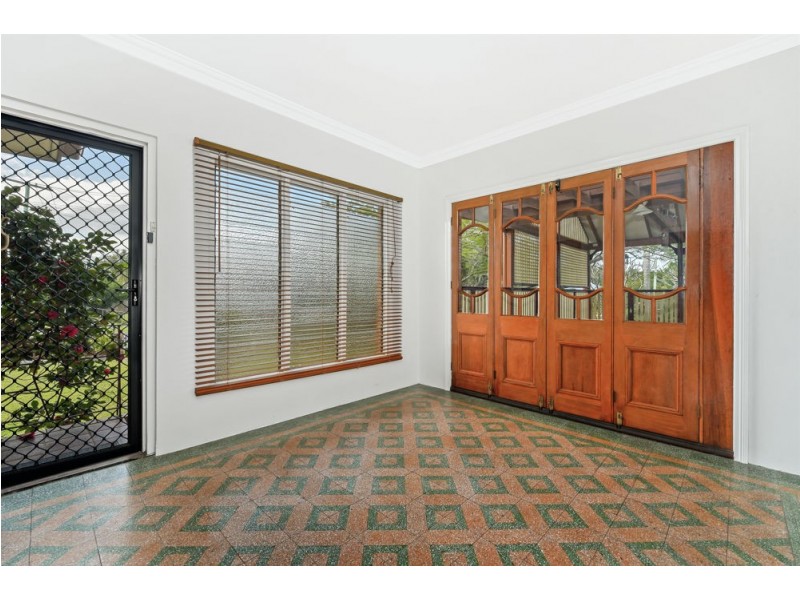 30 Stimpson Street, Fairfield QLD 4103