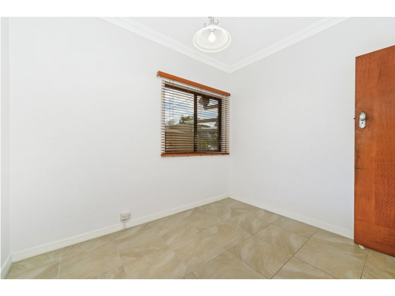 30 Stimpson Street, Fairfield QLD 4103