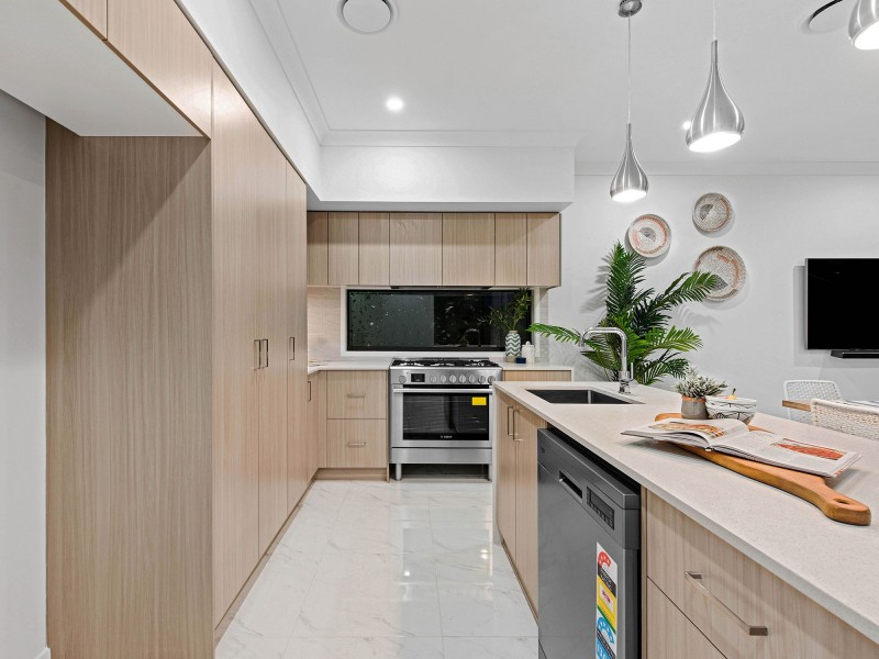 58 Maughan Street, Carina Heights QLD 4152