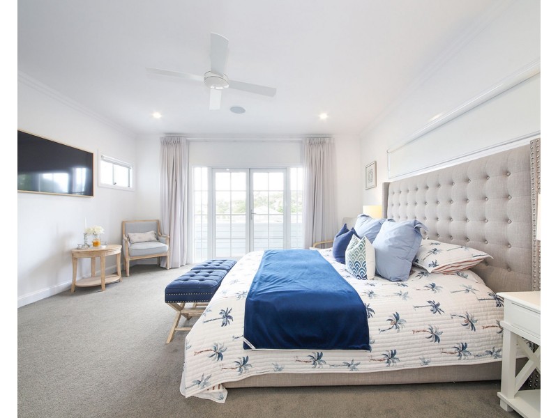 96 Mons Road, Carina Heights QLD 4152