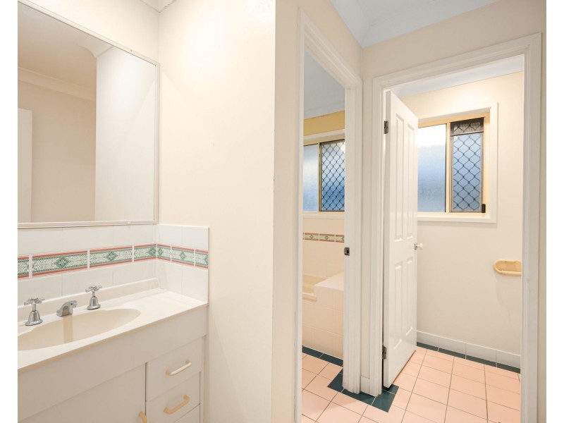 24 Olivia Drive, Carina Heights QLD 4152