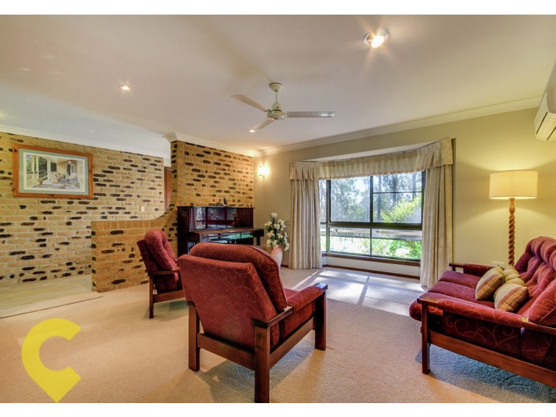 82-84 Paradise Road, Forestdale QLD 4118