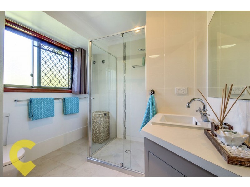82-84 Paradise Road, Forestdale QLD 4118
