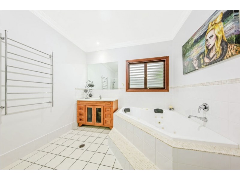 116 Salonica Road, Carina Heights QLD 4152