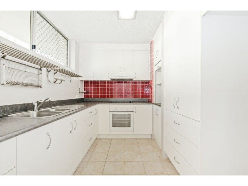 2/51 Burrai Street, Morningside QLD 4170