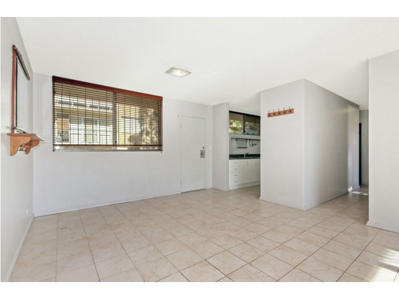 2/51 Burrai Street, Morningside QLD 4170