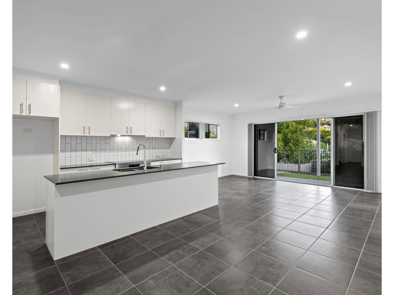 83 Winstanley Street, Carina Heights QLD 4152