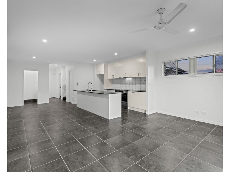 83 Winstanley Street, Carina Heights QLD 4152