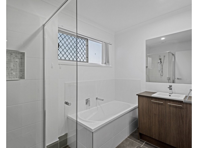 83 Winstanley Street, Carina Heights QLD 4152