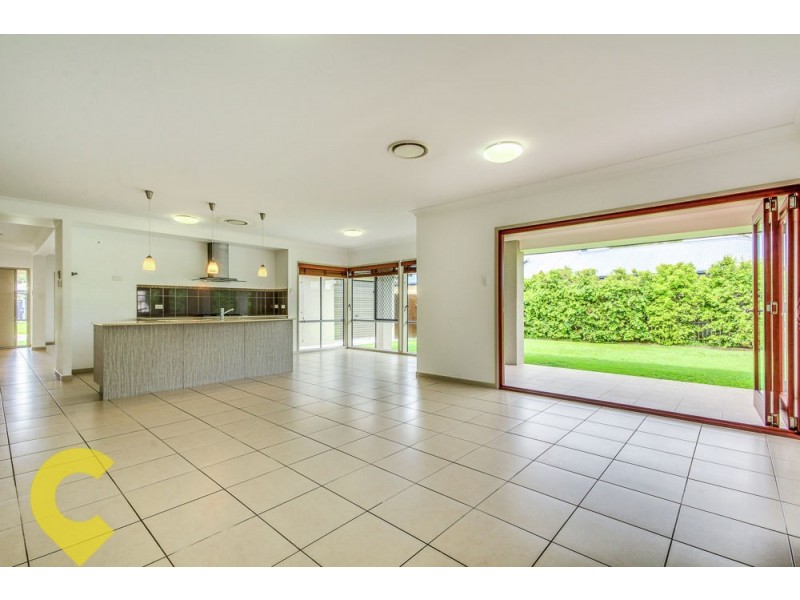 4 Paperbark Place, Wakerley QLD 4154