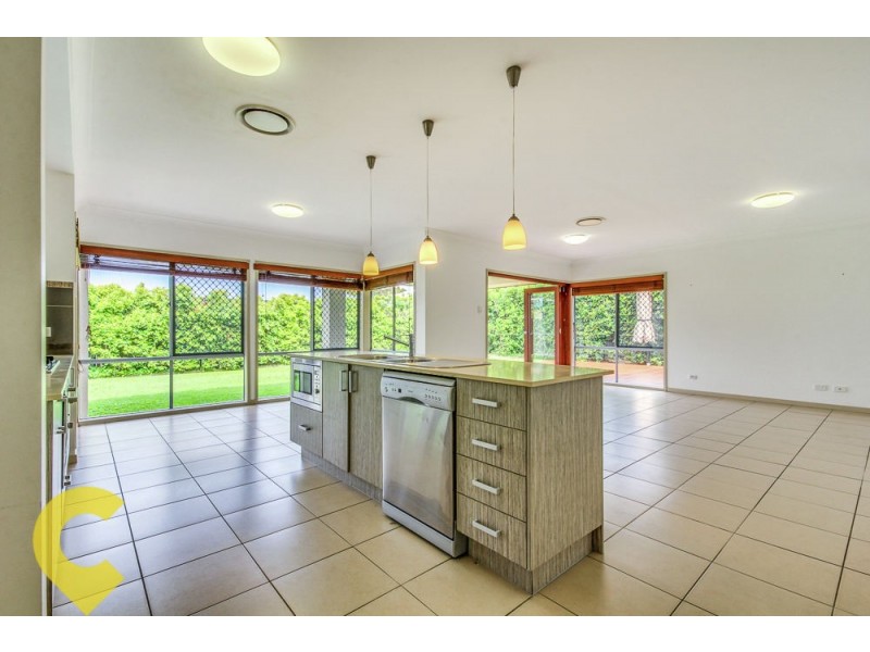 4 Paperbark Place, Wakerley QLD 4154