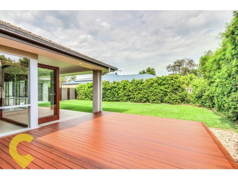 4 Paperbark Place, Wakerley QLD 4154