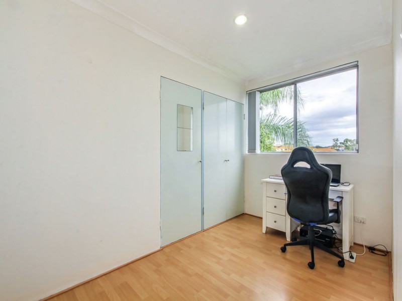 4/83 Rialto Street, Greenslopes QLD 4120
